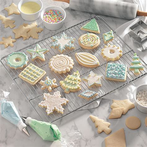 6 Tips For Decorating Christmas Cookies Taste Of Home