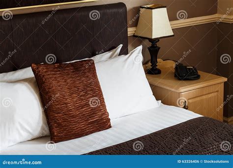 351 Generic Hotel Bedroom Stock Photos Free And Royalty Free Stock