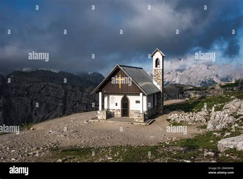 Three Peaks Chapel Cappella Degli Alpini Tre Cime Di Lavaredo