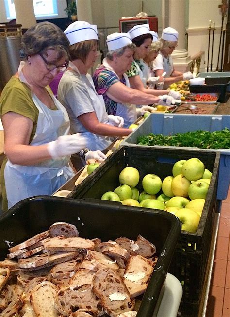 How The Second Largest Soup Kitchen In The U S Handles Hunger Today