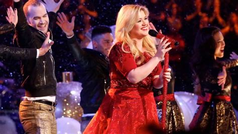 Grown Up Christmas List Lyrics Kelly Clarkson Youtube