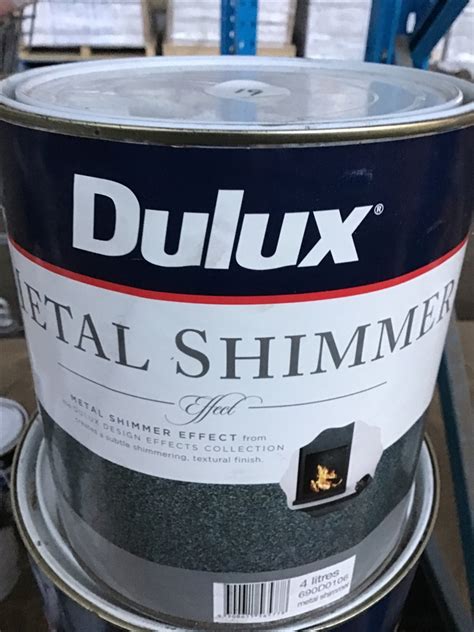 Dulux Metal Shimmer Effect Paint Creates Subtle Shimmering Textural