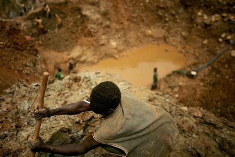 I Bambini Nelle Miniere Del Congo Per Fabbricare I Nostri Cellulari