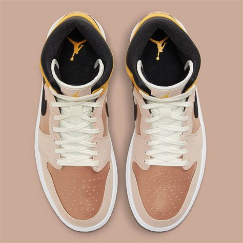 Air Jordan Mid Se Particle Beige Dd Sneaker Style