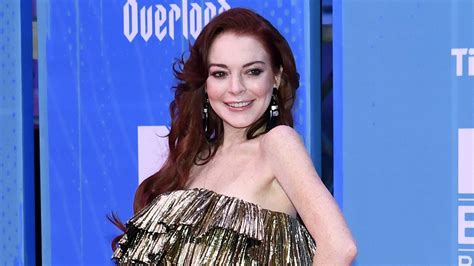 Lindsay Lohan Posts A Naked Selfie On Eve Of Her Rd Birthday Cbs
