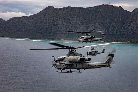 Us Marine Corps Ah 1z Viper And Uh 1y Venom Helicopters Nara
