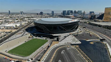 Allegiant Stadium Roof Signs Illuminated Las Vegas Review Journal