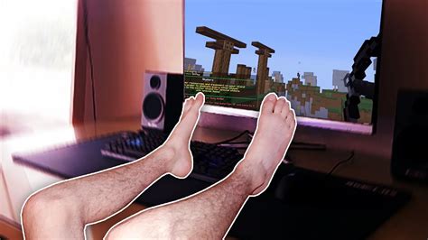 Winning Minecraft Skywars With My Feet Youtube