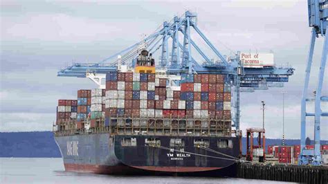 West Coast Ports Dockworkers Reach Tentative Deal The Two Way Npr