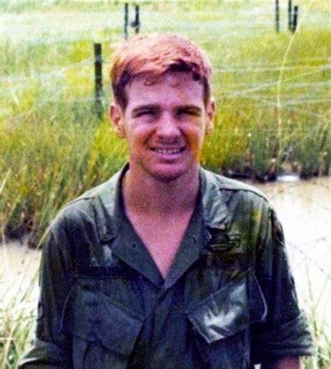 Virtual Vietnam Veterans Wall Of Faces Walter J Garstkiewicz Jr