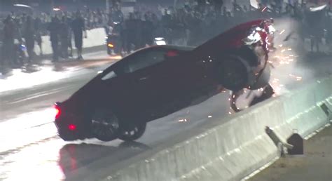 Procharged 2015 Mustang Gt Crashes Hard While Drag Racing Autoevolution