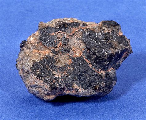 Nwa 7397 — Complete Martian Meteorite With Fusion Crust Auktionen