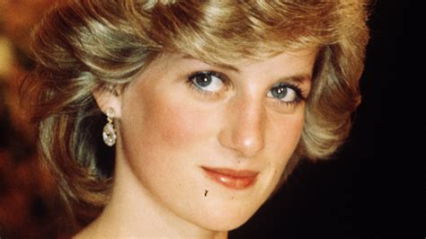 Princess Diana Hairstyle Evolution Feathered Shags Sleek Pixie Cuts And More Vogue India