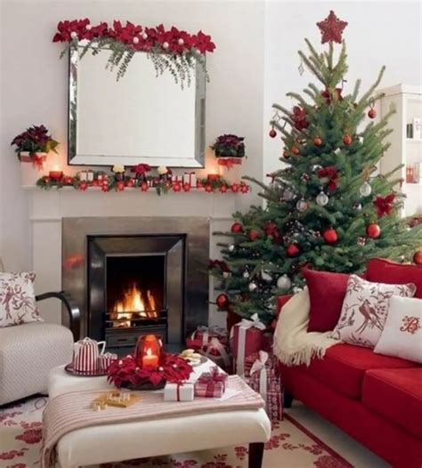 12 Most Gorgeous And Inviting Christmas Living Room Decor Ideas