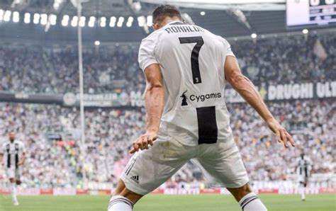 Cristiano Ronaldo Sin Pudor Deja Ver Sus Partes Ntimas Fotos La