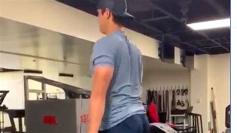 Video Shohei Ohtani Just Won The 2020 Offseason With Crazy Deadlift