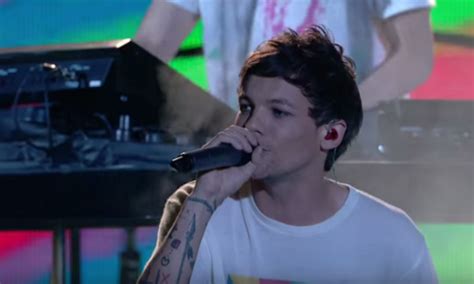 Watch Louis Tomlinson Performs His Debut Solo Single On X Factor Final