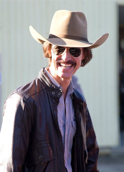 Darren's World of Entertainment: Dallas Buyers Club: Movie Review