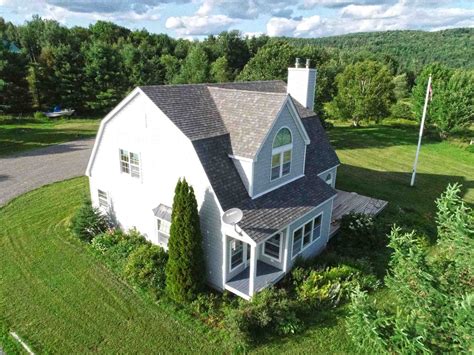 137 Forbes Hill Rd Colebrook Nh 03576 Mls 4821249 Redfin