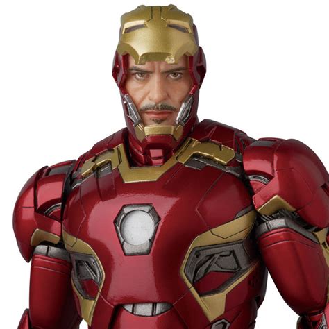 The point of making this helmet is to achieve the ways they rise and close. Marvel: MAFEX Iron Man Mark 45 - Articulated Figure | at ...