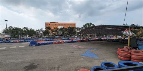 Go Kart Accident Singaporean Woman 33 Dies In High Speed Crash After Her Kart Slams Into Tyre