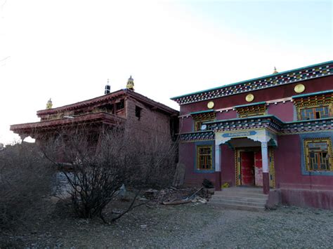 Naidan Monastery In Riwoqe County Chamdo Naidan Monastery In Riwoqe