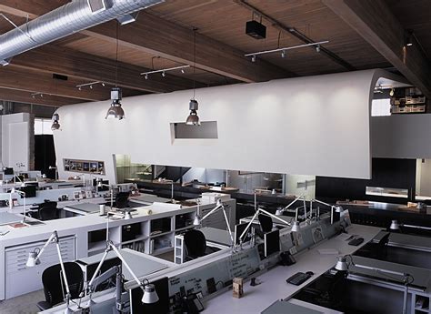 Modern Workstations For A Large Office Space Dtank Customfurniture