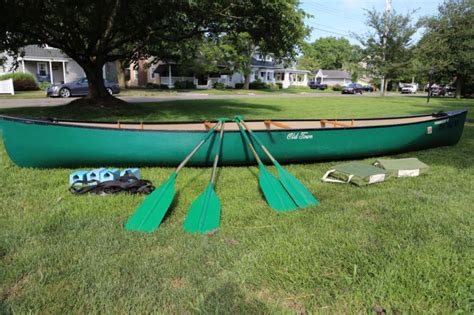 Old Town Canoe 17 Penobscot Exceptional Used Condition Light Use For
