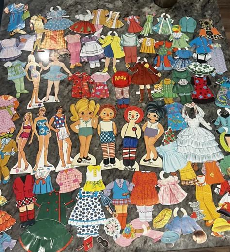 Vintage Lot Paper Dolls And Clothes Cut Brady Bunch Tina Raggedy Anne