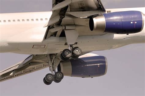 757gear20115285bottom Aerotec