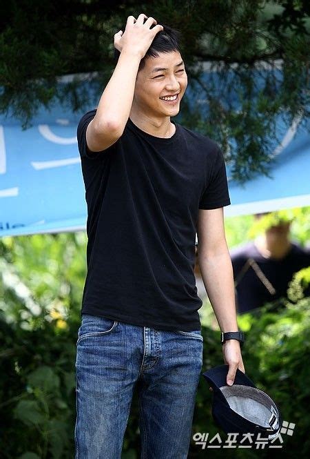 He'll be serving active duty in chuncheon. PHOTOS: Song Joong Ki gives his final farewell before ...