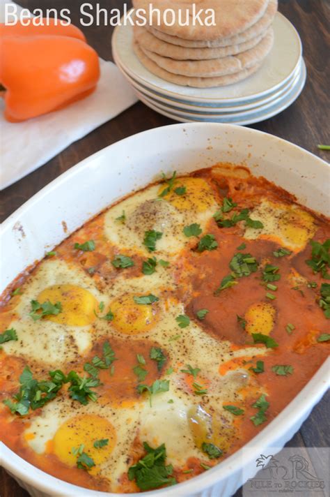 About middle eastern cooking and recipes. Shakshuka; A delicious Middle Eastern Egg Dish | Amira's Pantry