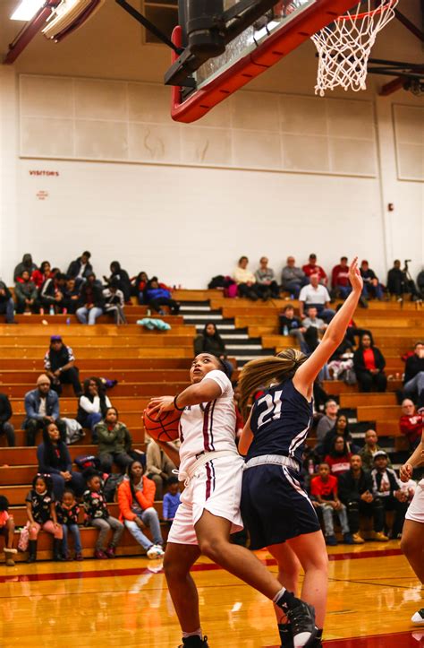 Muskegon defeats Fruitport during Senior Night - mlive.com