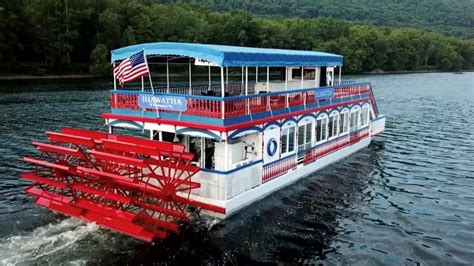 Ready To Roll For The Holiday Weekend Hiawatha Paddlewheel Riverboat Cruises Into Its 40th
