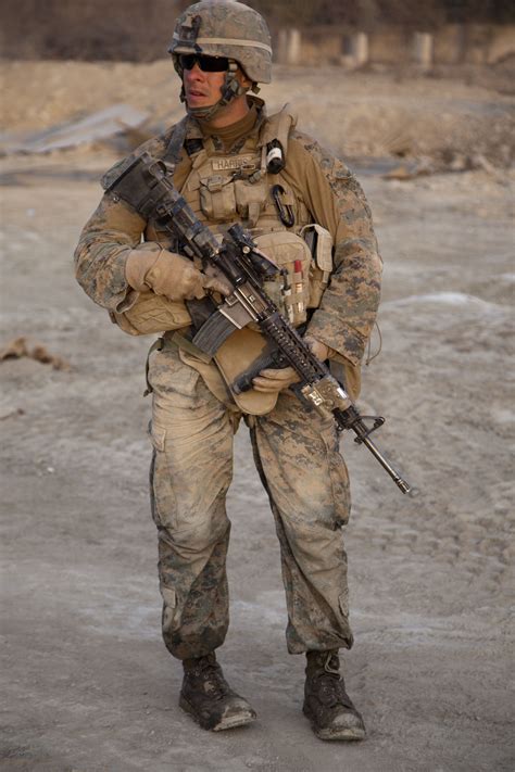 Pin By Reference 1 On Character—military Man（男军人） Us Marines