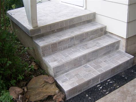 tile on concrete - Google Search | Concrete steps, Tile steps, Outdoor steps