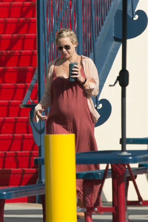 Pregnant Kate Hudson Out And About In Los Angeles 06 04 2018 Hawtcelebs