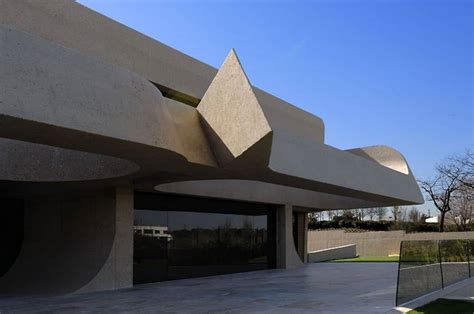 Concrete House In Madrid By A Cero Architects