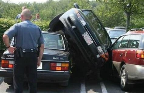25 Epic Parking Fails Funny