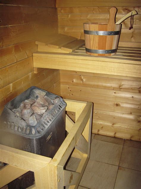 How To Build A Sauna 1 Choosing The Right Sauna Stones By Adam Rang