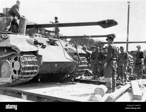 German Panther Tank On The Eastern Front 1944 Stock Photo Royalty