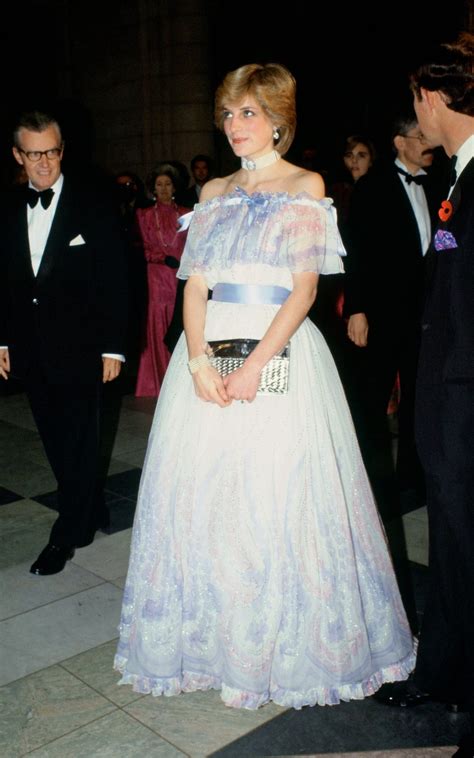 What Should The Crowns New Princess Diana Be Wearing On Screen