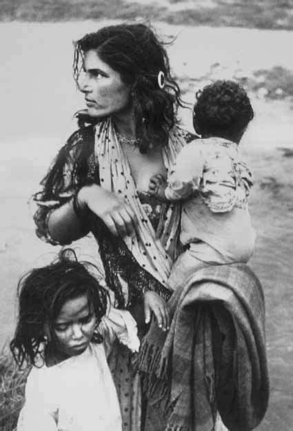 The Nomadic Gypsy Photo From The Book By Otto Dettvaylera And Mateo