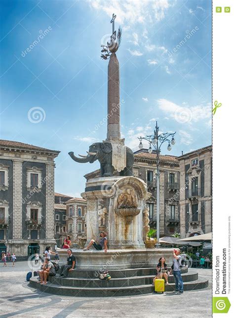 Over the centuries, it has faced earthquakes and volcanic eruptions, it has undergone a variety of dominations and urban changing. Elephant Fountain In Catania, Sicily, Italy. Editorial ...