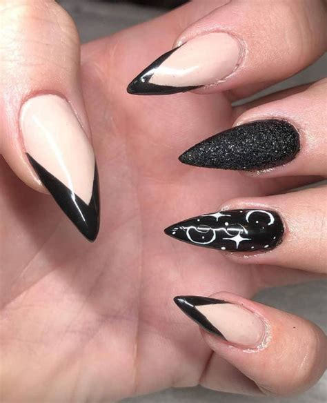 50 Pretty Black French Tip Nails You Must Try Tiger Feng