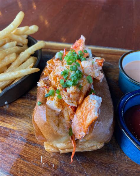 Food trucks are quite possibly one of the greatest inventions by all of mankind. 17 spots to get a lobster roll in Charlotte - Axios Charlotte