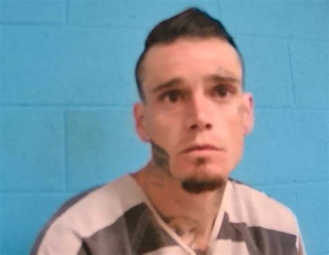 inside joplin knife wielding parsons man charged with aggravated domestic battery