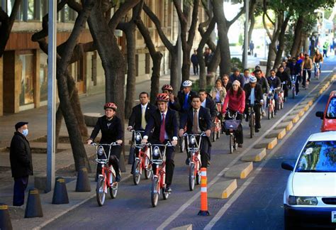 Os Ciclomotores Devem Ser Conduzidos Nas Vias Urbanas Preferencialmente