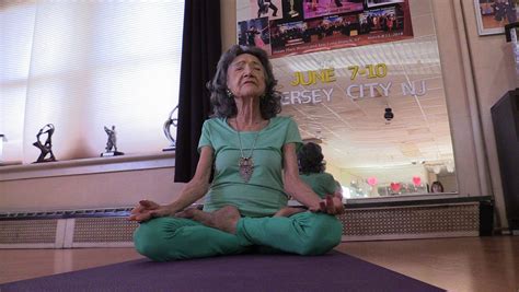 Tao Porchon Lynch Worlds Oldest Yoga Teacher Turns 100