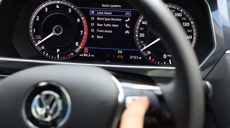 How To Use Lane Assist On Vw Tiguan